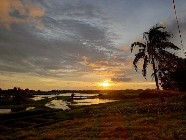 Pôr do sol na praia