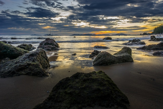 Pôr do sol no mar