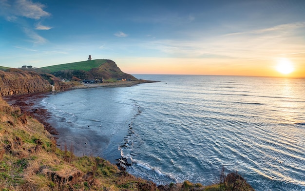 Pôr do sol sobre a Baía de Kimmeridge