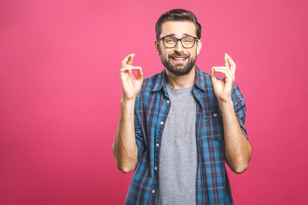 Por favor me ajude! jovem barbudo precisa de uma ajuda