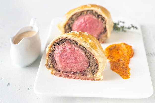 Porção de carne wellington