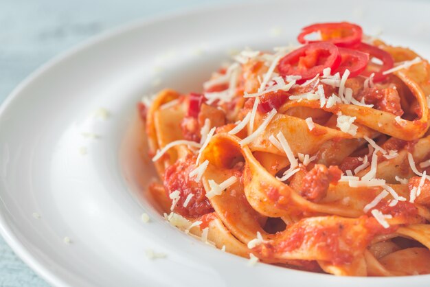 Porção de macarrão Amatriciana