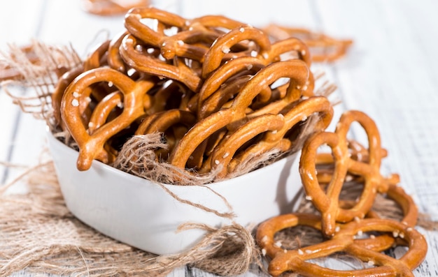 Porção de pretzels pequenos