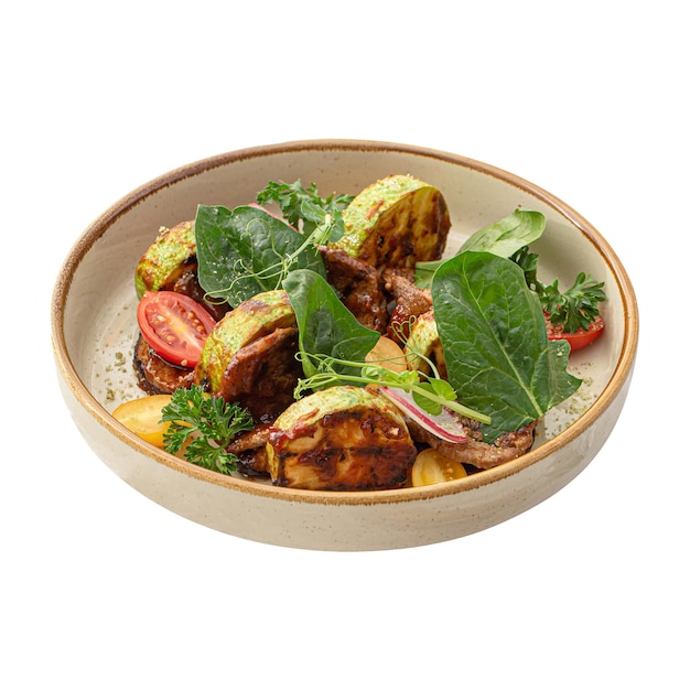 Porção de salada quente com vitela e abobrinha