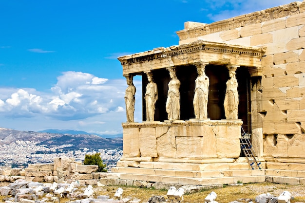 El porche Erechtheum con las cariátides, Acrópolis, Atenas, Grecia