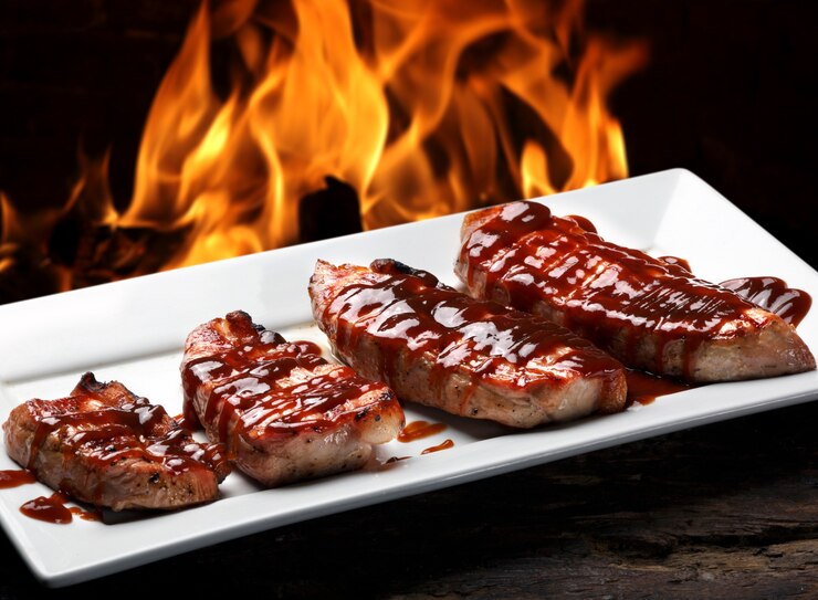 Foto porco assado com molho barbecue