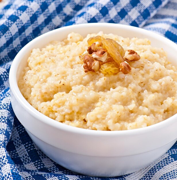 Porridge in einer Schüssel