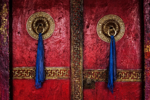 Porta do mosteiro de Spituk. Ladakh, Índia