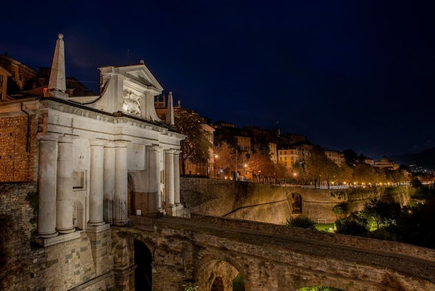 Porta San Giacomo ist das Tor von den venezianischen Mauern