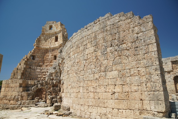 Portão helenístico na cidade antiga de Perge em Antalya Turkiye