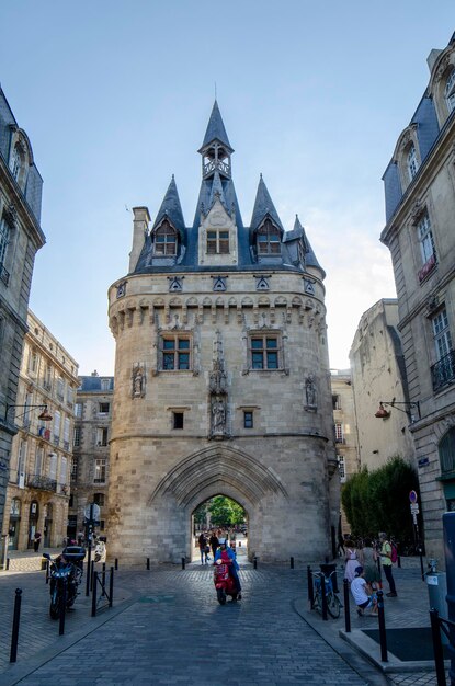 Porte da torre La Porte Cailhau em Bordéus França