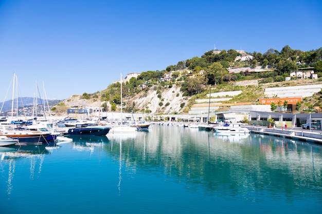 Porto de Cala del Forte novíssima propriedade de marina de Monte Carlo