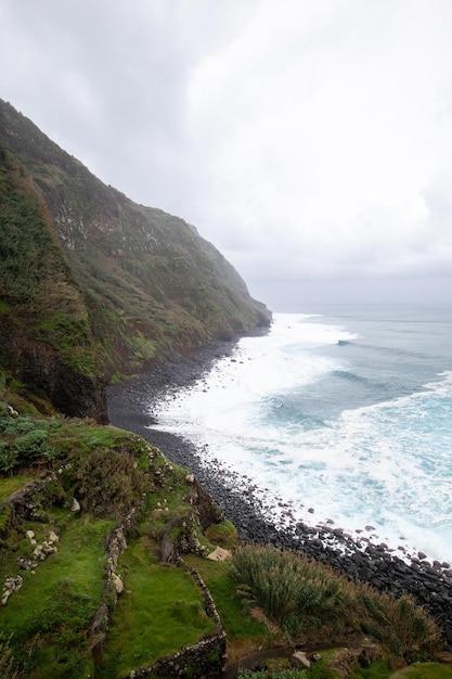 Porto Moniz na costa norte da Madeira