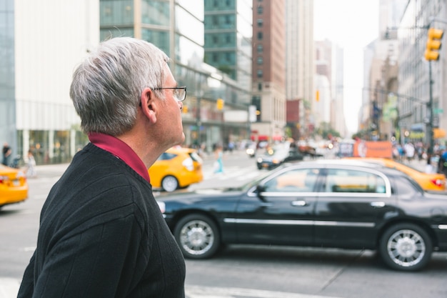 Porträt des älteren Mannes in New York