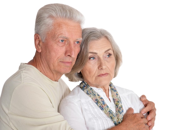 Porträt eines traurigen älteren Paares