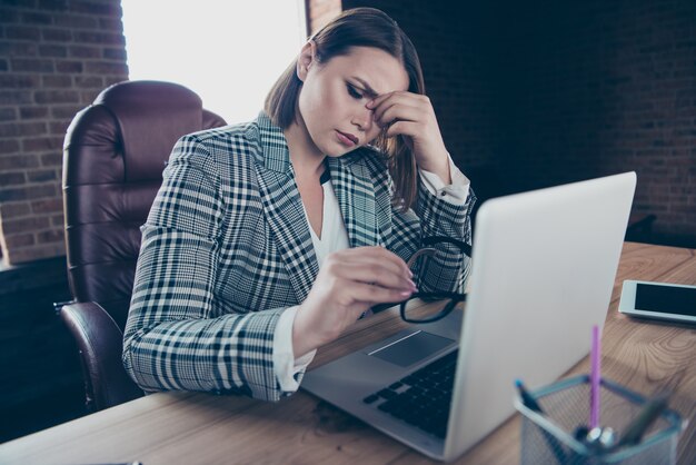 Porträt Geschäftsfrau im Büro