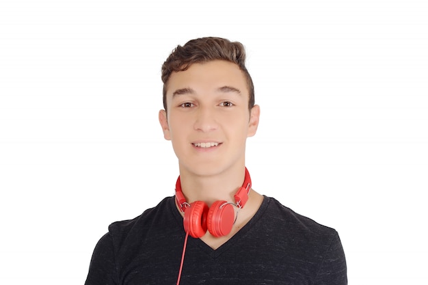 Portrair de música adolescente sorridente com fones de ouvido