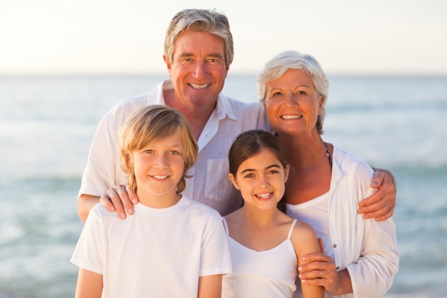 Portrait einer glücklichen Familie