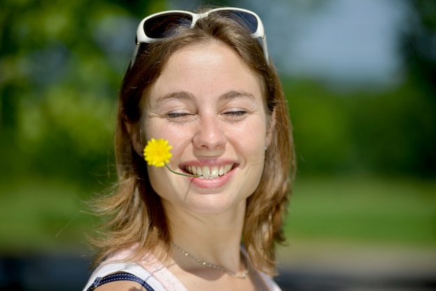 Foto portrait einer jungen frau