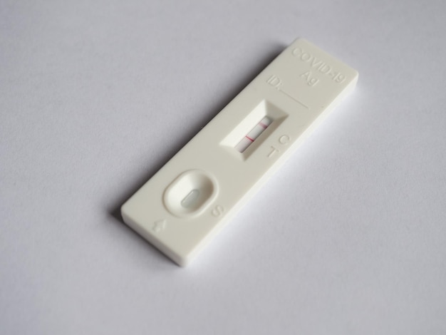 Positiver Covid-19-Antigen-Schnelltest