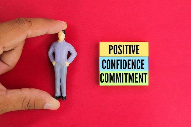 positives Selbstvertrauen und engagierte sich für das Konzept des Selbstvertrauens, der Selbstverbesserung, der Selbstentwicklung