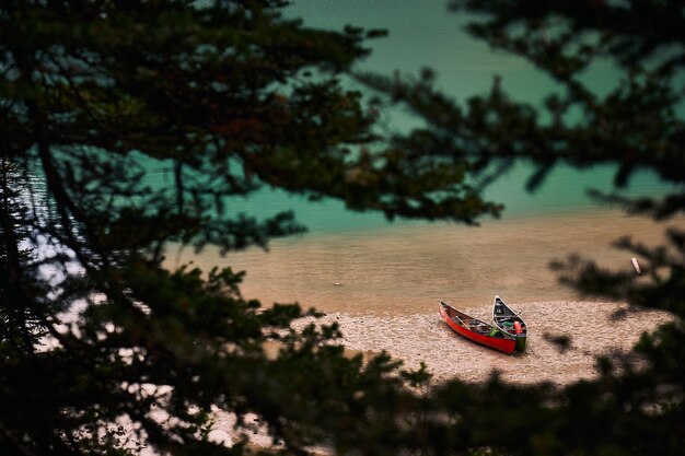 Postal de canoa no Canadá