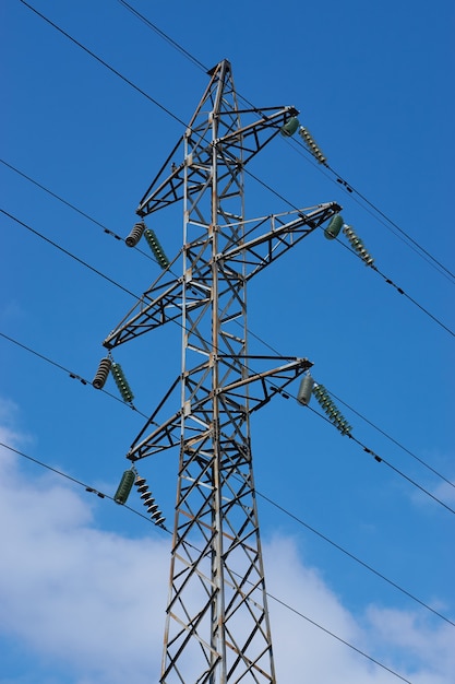 Poste de linha de poste de eletricidade de alta tensão