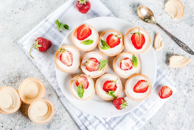 Postre casero dulce de verano, Mini pasteles de queso