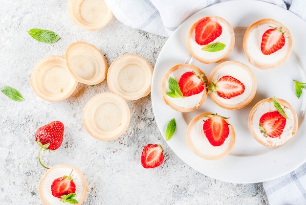 Postre casero dulce de verano, Mini pasteles de queso