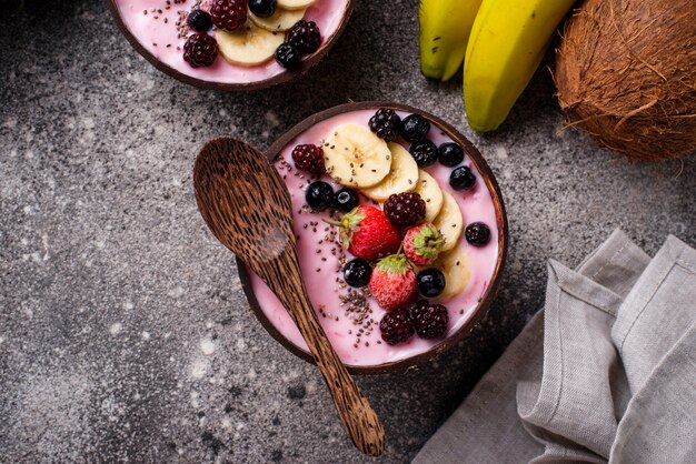 Postre congelado agradable crema con acai