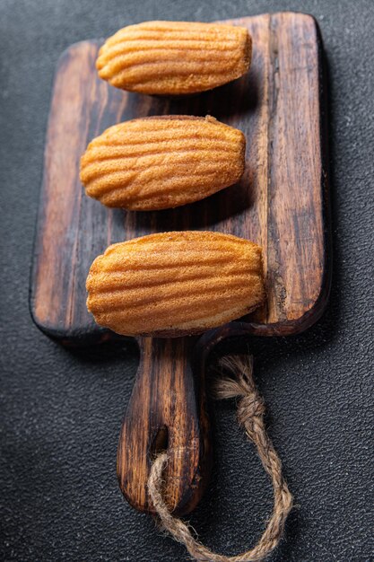 Postre francés galleta galletas Madeleine comida dulce comida snack en la mesa espacio de copia comida