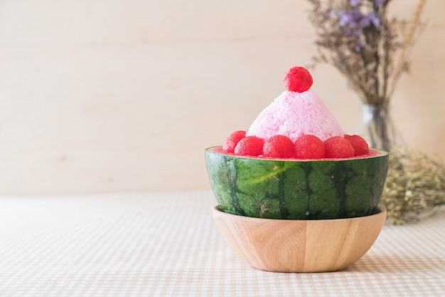 postre sandia bingsu