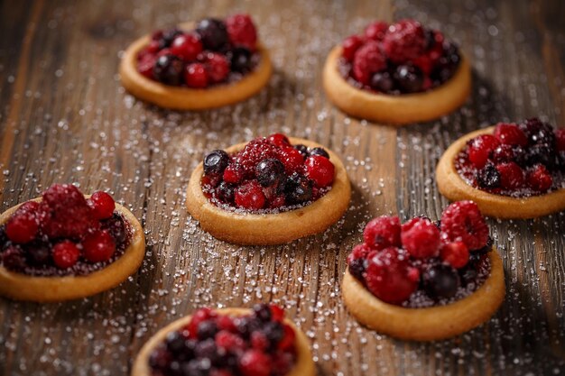 Postre de tartaletas de bayas