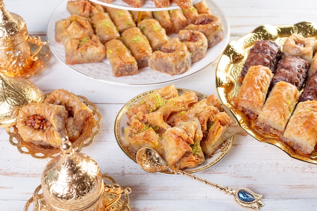 Postre tradicional baklava, bien conocido en Oriente Medio y delicioso