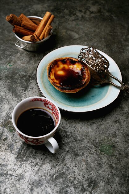 Postre tradicional portugués, pastel de nata