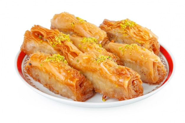 Postre turco Ramadán Baklava aislado