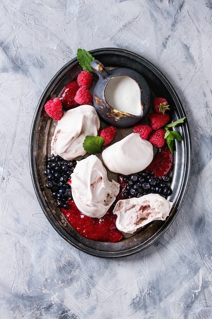 Postre de verano Eton Mess