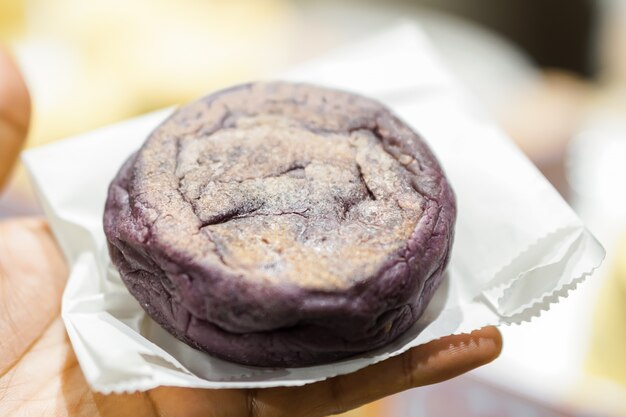 Postres tailandeses, taro a la plancha y asados.