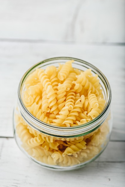 Pote de macarrão fusilli