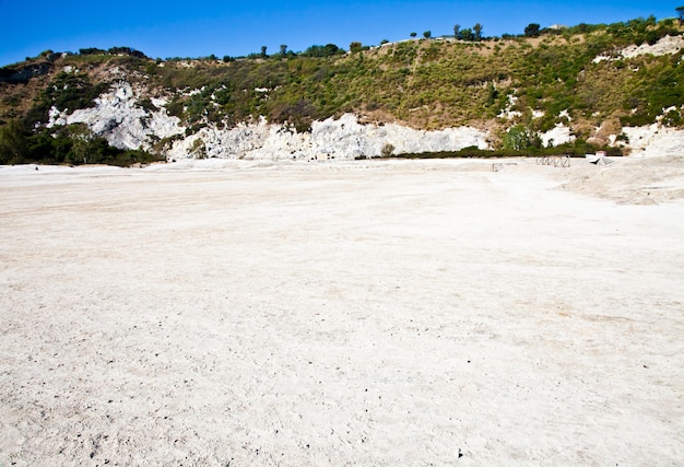 Pozzuoli, Italien. Solfatara-Gebiet, noch aktiver Vulkankrater.