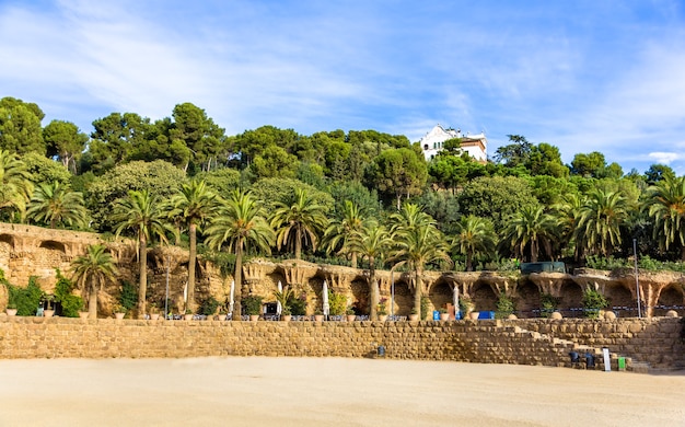 Praça da natureza no parque guell