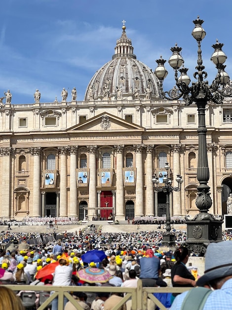 Praça de São Pedro no centro da Cidade do Vaticano Roma Itália