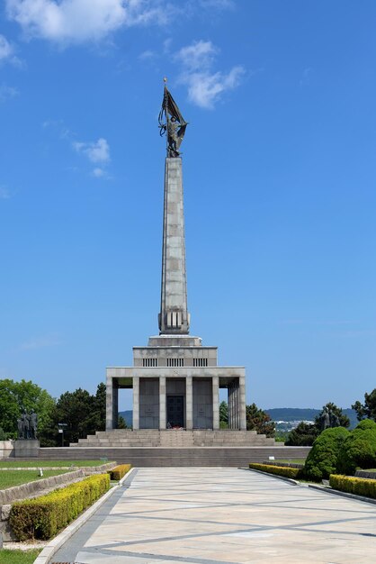 Foto praça do memorial da guerra de bratislava slavin