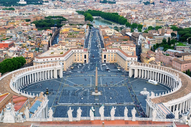 Praça San Pietro na Cidade do Vaticano Roma