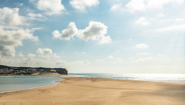 Praia da Foz do Arelho em Portugal