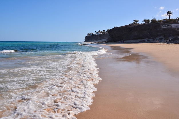 Foto praia de areia do oceano