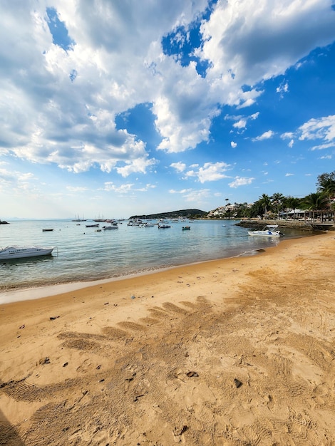 Foto praia de armacao em buzios, no rio de janeiro, brasil