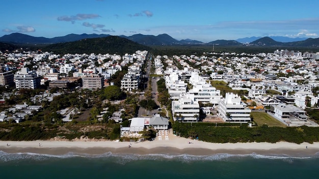 Foto praia de florianopolis brasil marco turístico internacional