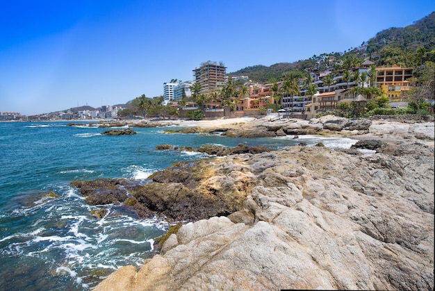 Praia de México Puerto Vallarta Conchas Chinas e litoral do oceano