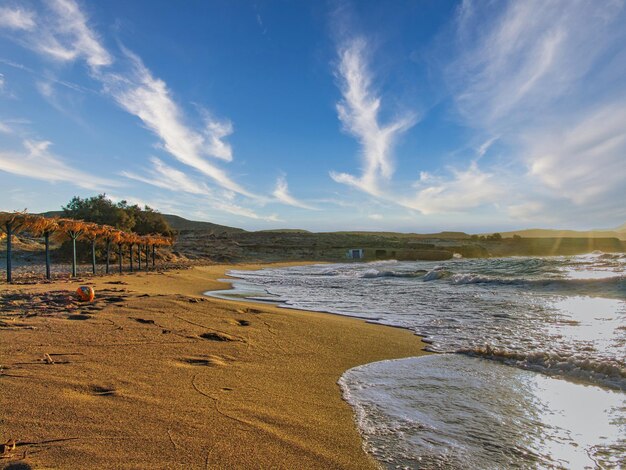 Praia de Mytakas na ilha de Milos